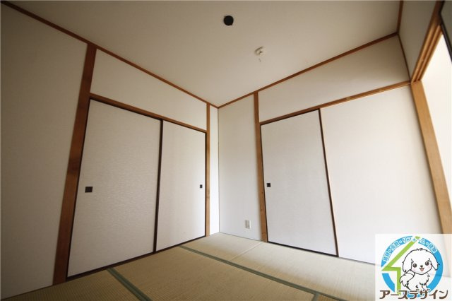 ロイヤルメゾン富士の和室