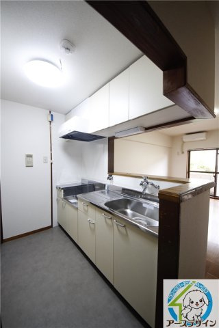 ロイヤルメゾン富士のキッチン