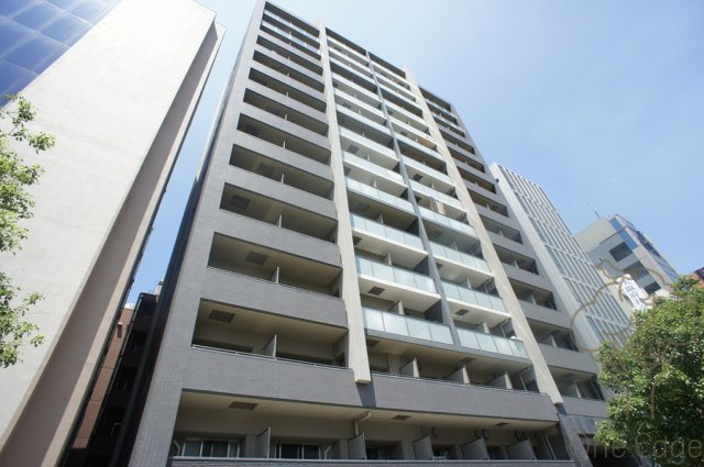 クレストフォルム大阪天満橋の外観
