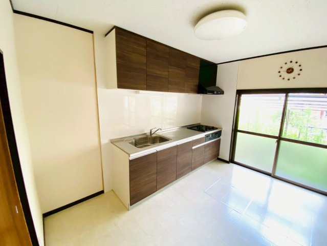 印旛郡酒々井町酒々井中古戸建のキッチン