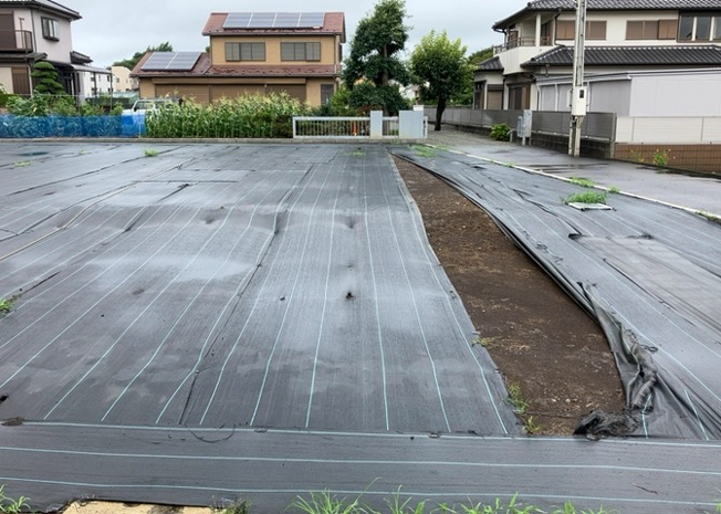 【外観】 | 家を建てる前提で土地を探している場合、地盤の丈夫さは譲れない条件の一つです。地盤が脆弱だと追加工事が必要となります。また、過去に地盤沈下や液状化現象を起こした土地は、できるだけ避けた方がいいでしょう。