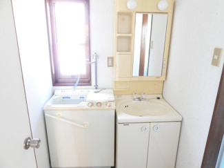 【独立洗面台】 | 草香北507-80　戸建　