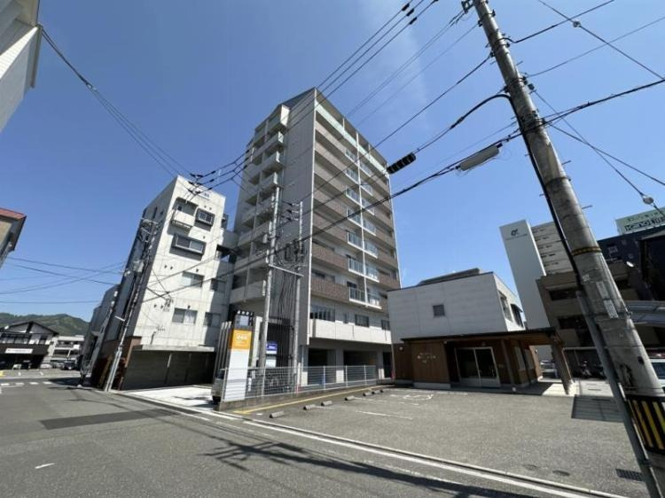 高知駅スクエアのエントランス