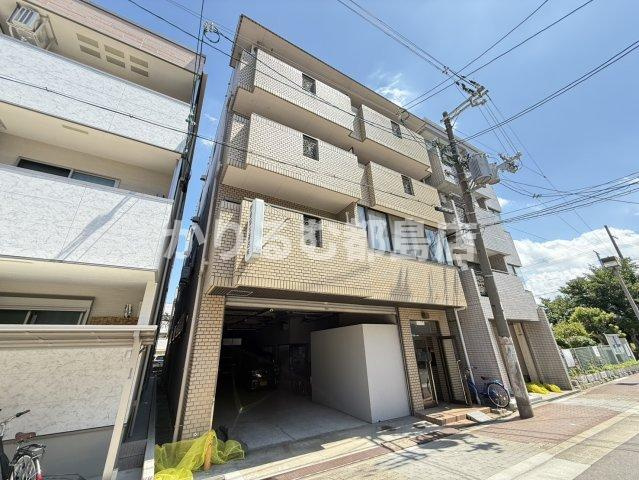 トミタビル
