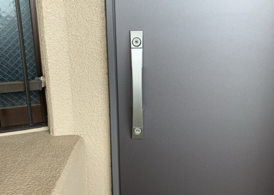 【防犯設備】 | コスモさがみ野 | 当然のことではありますが、オートロックやセンサーライト、ホームセキュリティーなどの防犯設備があれば、小さいお子様がいるご家庭も安心ですよね！まず物件購入の際は、防犯設備もチェックするようにしましょう。