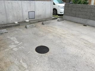 ユニティ二葉の駐車場