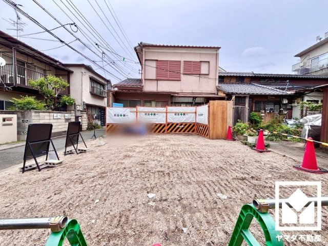 伏見区深草北新町の外観