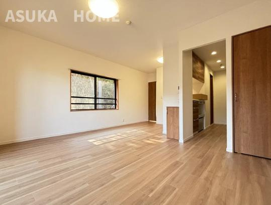 サングレイス小机の居間・リビング|ゆったりとした居間です