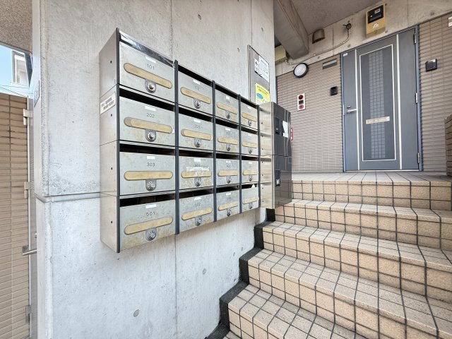 ユニティ二葉のエントランス