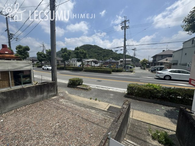 姫路市飾磨区山崎台/売土地の前面道路含む現地写真
