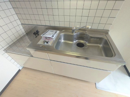 Ｙ’ｓ　Ｓｔａｇｅ　Ｗａｋａｍｉｙａのキッチン