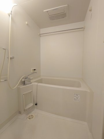 Ｙ’ｓ　Ｓｔａｇｅ　Ｗａｋａｍｉｙａの浴室