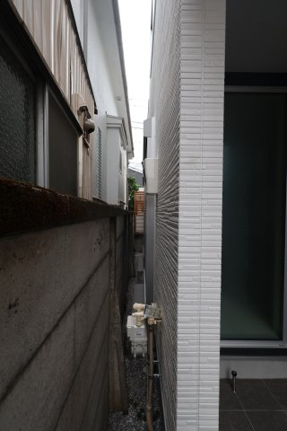 【駐車場】 | 《仲介手数料無料》練馬区東大泉７丁目18-13(2号棟)新築一戸建てミラスモ | 撮影日 2025年10月16日 14:15 曇り