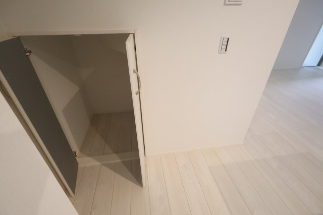 【収納】 | 《仲介手数料無料》練馬区東大泉７丁目18-13(2号棟)新築一戸建てミラスモ | 撮影日 2025年10月16日 14:15 曇り