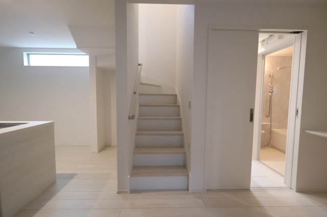 【周辺】 | 《仲介手数料無料》練馬区東大泉７丁目18-13(2号棟)新築一戸建てミラスモ | 撮影日 2025年10月16日 14:15 曇り