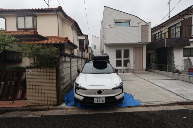 【外観】 | 《仲介手数料無料》練馬区東大泉７丁目18-13(2号棟)新築一戸建てミラスモ | 撮影日 2025年10月16日 14:15 曇り