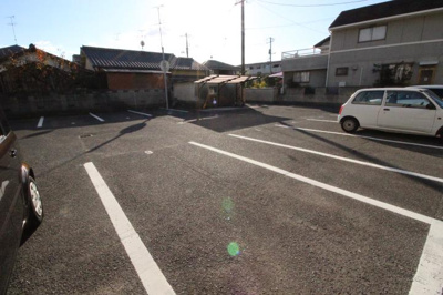 【駐車場】 | ジュネス