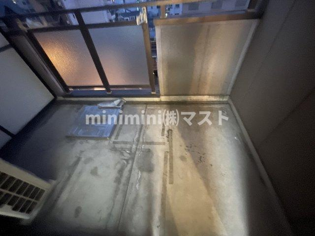 サンパレス弁天のバルコニー