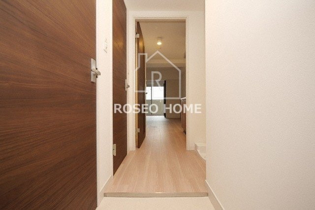 プライムアーバン南森町の玄関