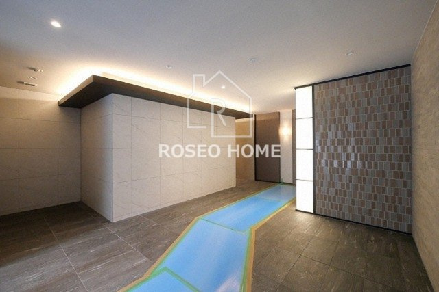 プライムアーバン南森町のロビー