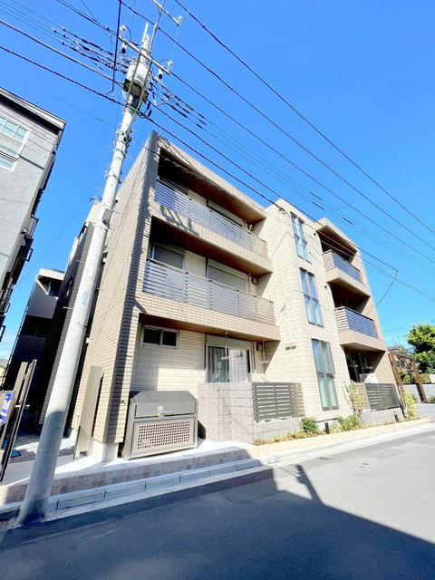 PACE　OVESTの外観