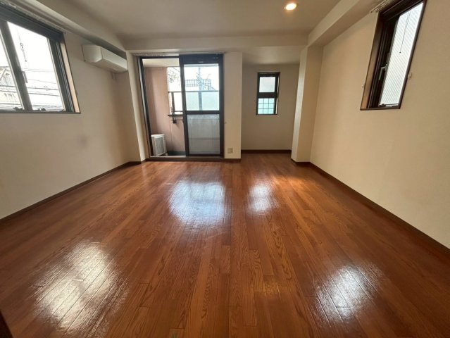 アマンスイートの居間・リビング