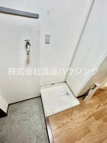 江坂ニュー白百合の設備|室内洗濯パン