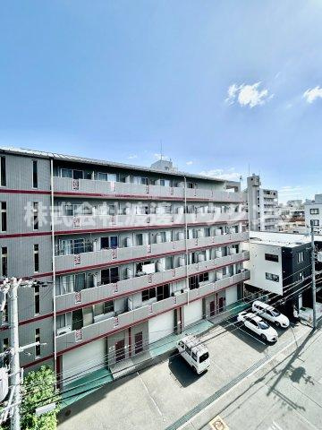 江坂ニュー白百合の展望