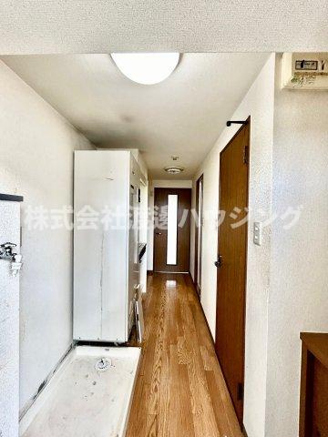 江坂ニュー白百合の居間・リビング