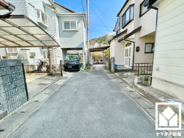 伏見区日野野色町の前面道路含む現地写真