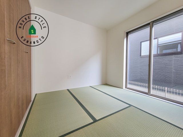 熊本市南区元三町3丁目第2-2棟（1号棟）　の和室|柔らかい畳が心地よい和室