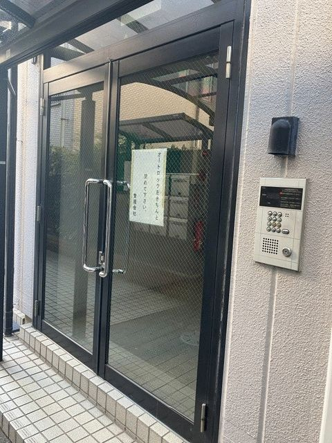 メイプルマンションのエントランス