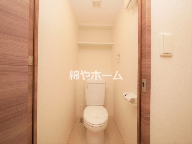 プレサンス難波幸町のトイレ|落ち着いたトイレです