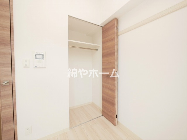 プレサンス難波幸町の収納|小物を収納するのに便利です