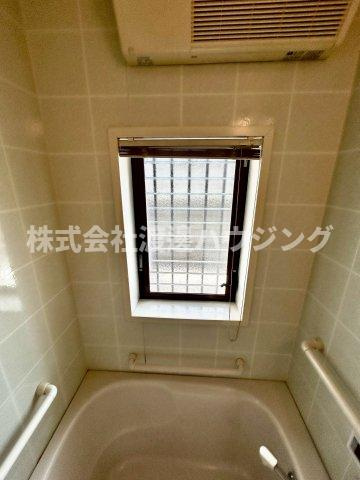 雁屋北町戸建のその他|浴室にもまどあり