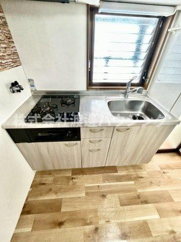 雁屋北町戸建のキッチン