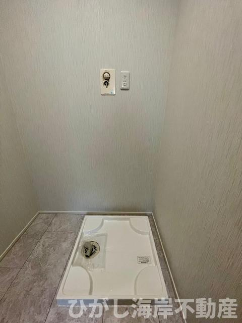 藤沢市辻堂東海岸2丁目　中古戸建のランドリースペース|新規リフォーム完了！　洗濯機置場