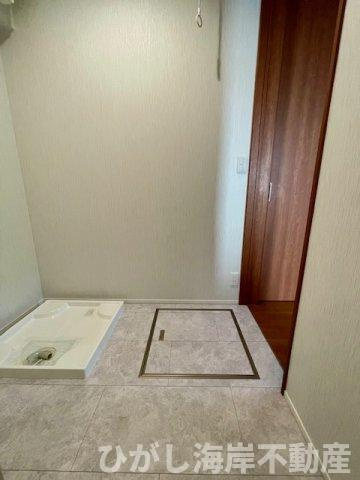 藤沢市辻堂東海岸2丁目　中古戸建のランドリースペース|新規リフォーム完了！　脱衣スペース