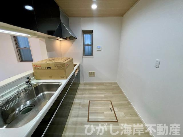 平塚市平塚３丁目　中古戸建のキッチン|新規リフォーム完了！　キッチンスペース