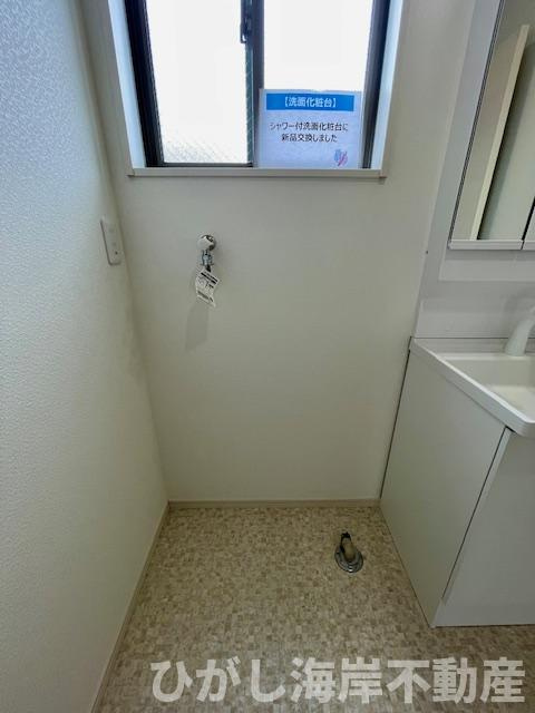 平塚市平塚３丁目　中古戸建のランドリースペース|新規リフォーム完了！　洗濯機置場