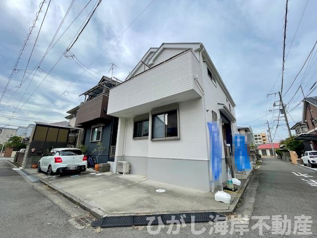 平塚市平塚３丁目　中古戸建の前面道路含む現地写真|現地外観