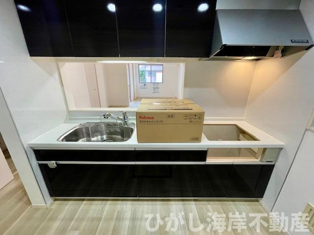 平塚市平塚３丁目　中古戸建のキッチン|10月13日撮影　システムキッチン