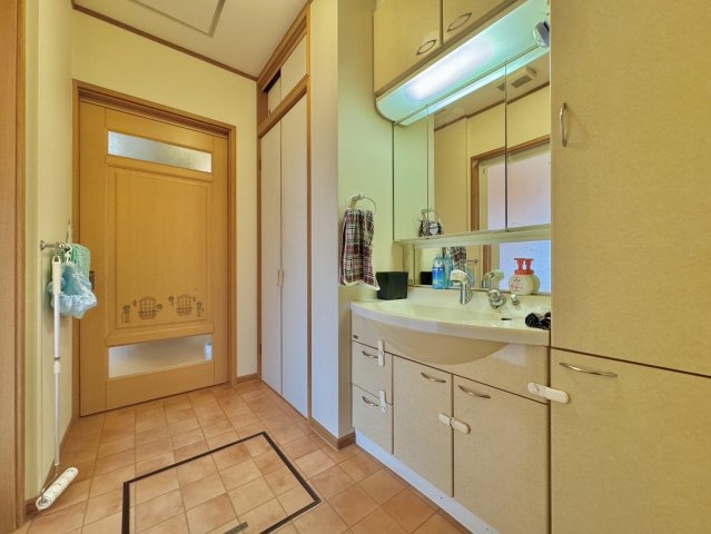 ひたちなか市大字高場中古戸建の洗面所