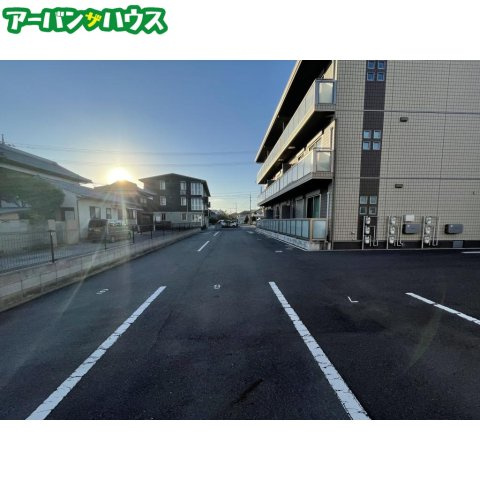 ルーエンハイムの駐車場
