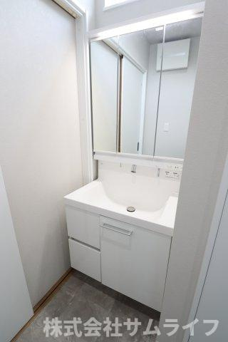 【独立洗面台】 | 菰田西　飯塚駅裏築浅戸建て