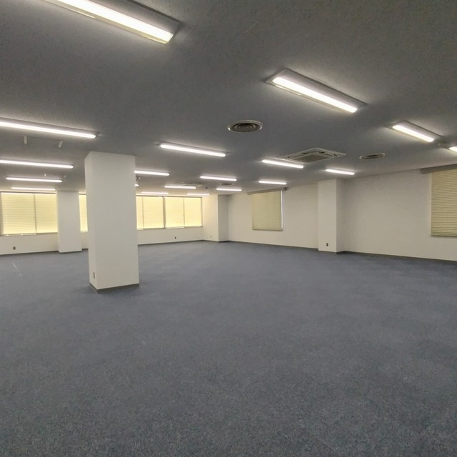 梅田ビルの内装