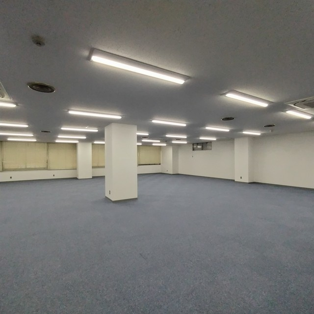 梅田ビルの内装