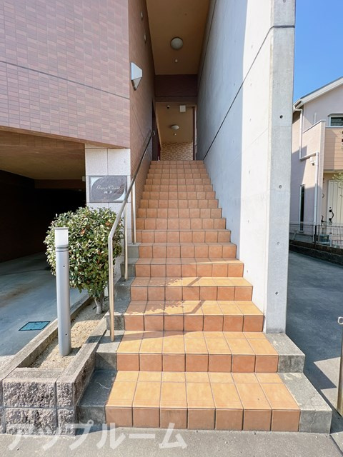 グレースコート神戸のロビー