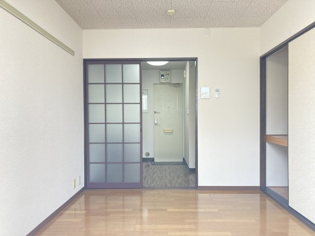 ダイヤモンドメゾン清野の洋室