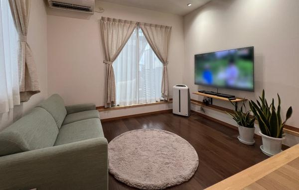 出雲市芦渡町　中古戸建の居間・リビング